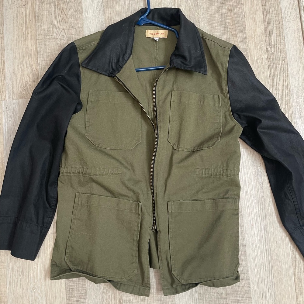 Anorak Green and Black Jacket